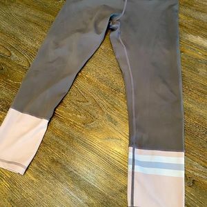 Zyia Active: 7/8 Leggings. Excellent condition. Medium